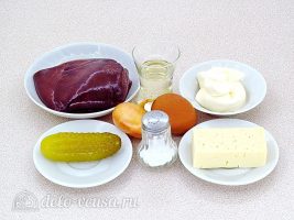 Салат с говяжьей печенью и огурцами: Ингредиенты