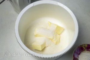 Ореховое песочное тесто: Сахар соединить с маслом