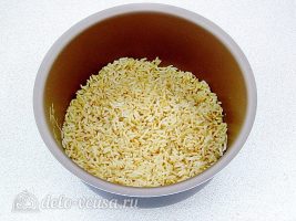Рис по-милански: Рис залить водой
