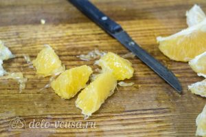 Абрикосовое варенье с апельсином: Очистить апельсины от пленок
