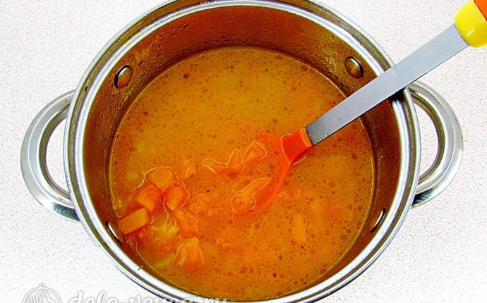 Тыквенный суп-пюре с плавленным сыром и сухариками: Сварить тыкву