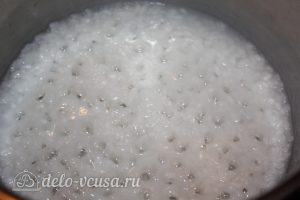 Сютлач, турецкий рисовый пудинг: Отварить рис