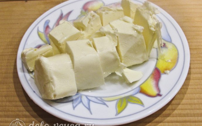 Голландский соус: Нарезать масло
