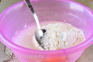 Несладкие вареники с тыквой: Приготовить тесто