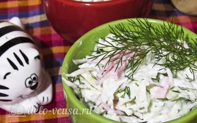 Рецепт салат с капустой и ветчиной