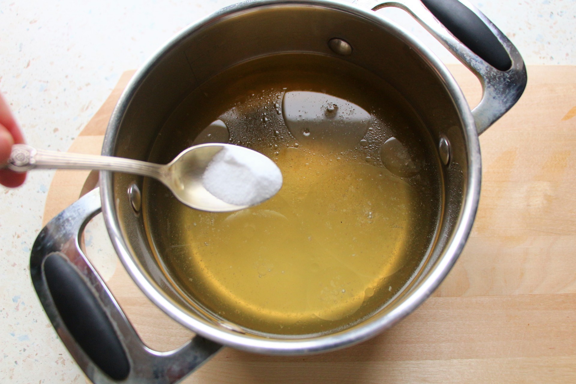 Сколько нужно желатина на литр бульона. Как варить желатин для холста.