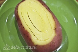 Хризантемы из картофеля с укропом и сыром: фото к шагу 2.