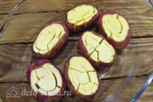 Хризантемы из картофеля с укропом и сыром: фото к шагу 4.