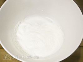 Глазурь Птичье молоко для куличей: фото к шагу 5.