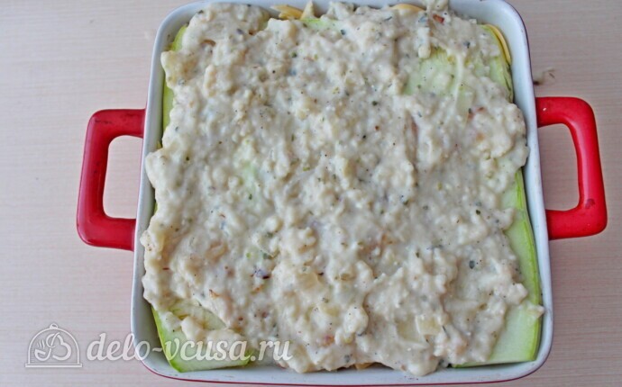 Низкокалорийная лазанья из кабачков с курицей: фото к шагу 16.