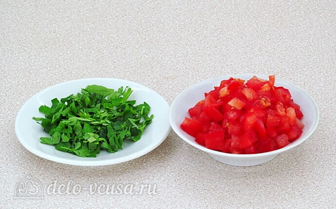 Салат из жареных кабачков, моркови и помидоров "Дачный перекус": фото к шагу 4.