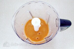 Йогуртовый смузи с персиком и бананом: фото к шагу 5.