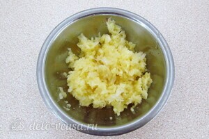 Томатно-луковый соус на зиму: фото к шагу 2.
