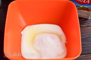 Таратушки на кефире: добавляем сахар и соль