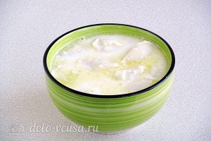 Молочный суп с клецками из манки готов