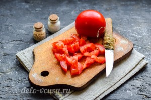 Режем помидоры кубиком