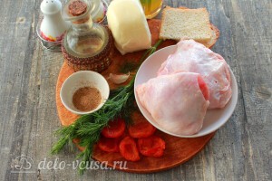 Рулетики с сыром и курагой из куриных бедрышек: Ингредиенты