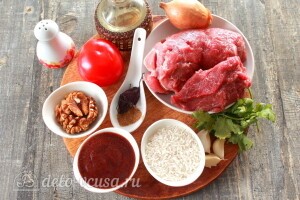 Суп харчо с говядиной и рисом в мультиварке: Ингредиенты