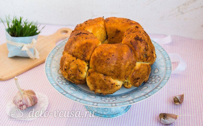 Рецепт «обезьяний хлеб» с сыром и чесноком
