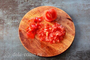Режем помидоры кубиками