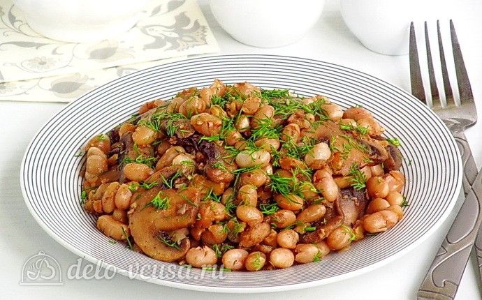 Рецепт тушеная фасоль с грибами и грецкими орехами