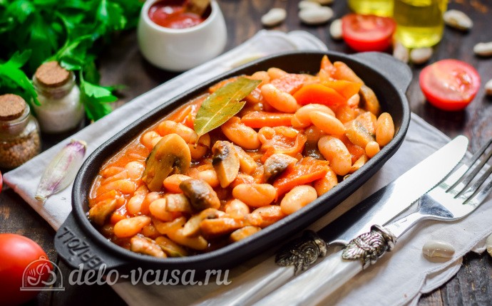 Рецепт фасоль тушеная с грибами в томатном соусе