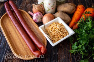 Гороховый суп с копченой колбасой: Ингредиенты
