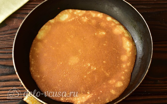 Печем блины с двух сторон Печем блины с двух сторон