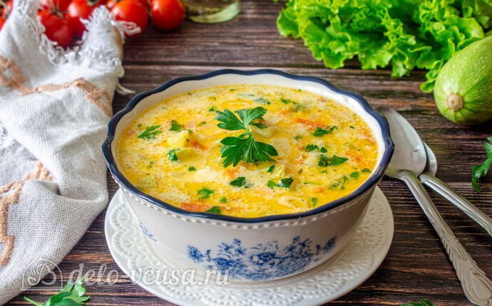Сырный суп с кабачками