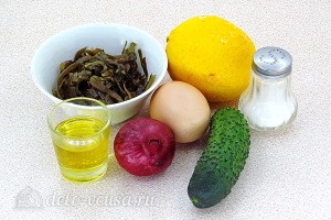 Салат из морской капусты с яйцом, огурцом и луком: Ингредиенты