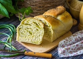 Рецепт ароматный хлеб с чесночными стрелками