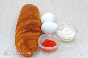 Бутерброды с красной икрой и яйцом: Ингредиенты