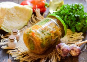 Рецепт капуста по-корейски с огурцами на зиму