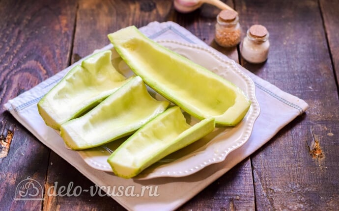 Лодочки из кабачков фаршированные фаршем: Готовим лодочки для кабачков