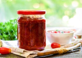 Рецепт салат из свеклы «пальчики оближешь» на зиму