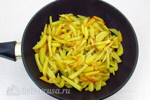 Картофельное рагу по-литовски: Жарим картофель на сковороде