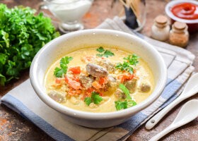 Рецепт куриные сердечки в сметане в духовке