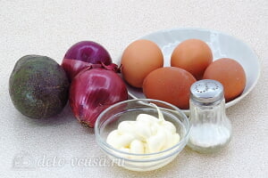 Яичный салат с авокадо: Ингредиенты
