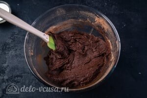 Кокосово-шоколадный десерт королевы Анны: Перемешиваем шоколадную массу