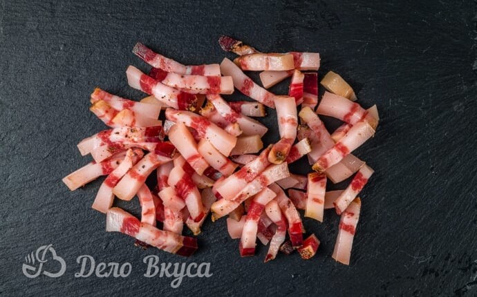 Гуанчале порезанная соломкой Гуанчале порезанная соломкой