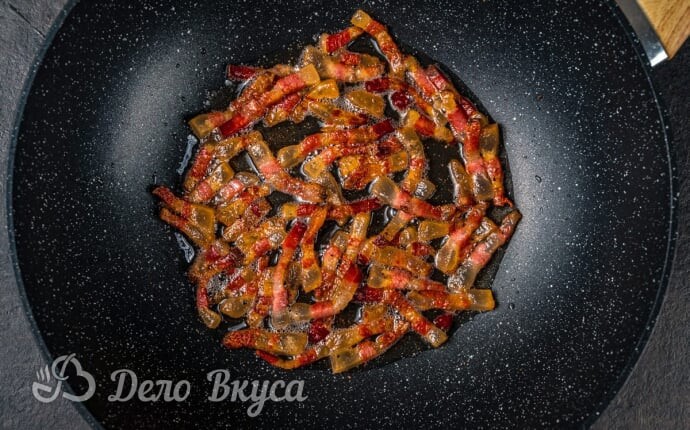Гуанчале обжаренная на сковороде Гуанчале обжаренная на сковороде