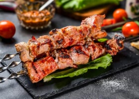 Рецепт шашлык из свинины в луковом маринаде