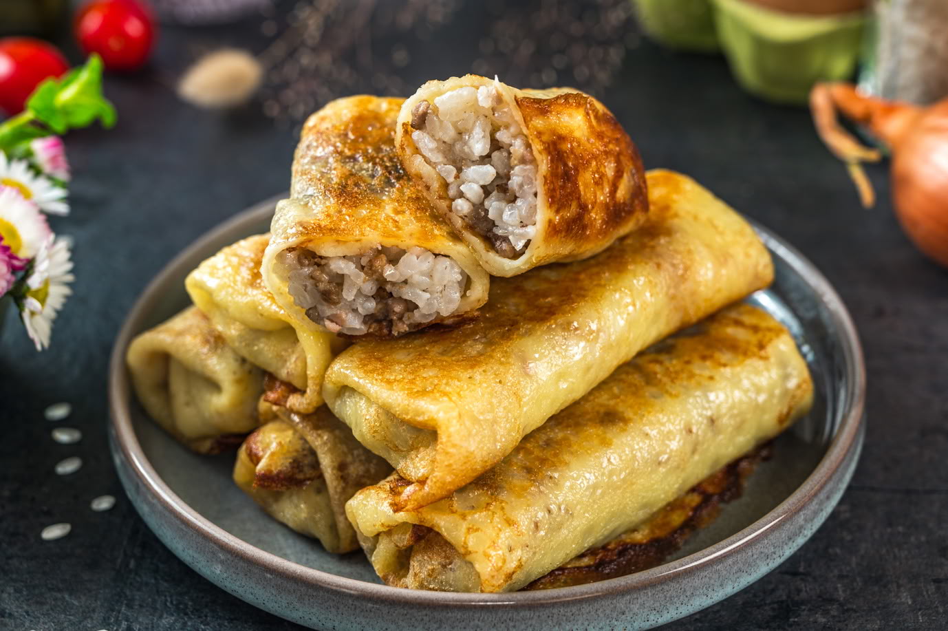 Блины с мясом и рисом