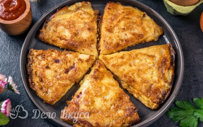 Рецепт бендерики с мясом (треугольные блинчики с начинкой из фарша)