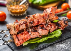 Рецепт шашлык из свинины в луковом маринаде